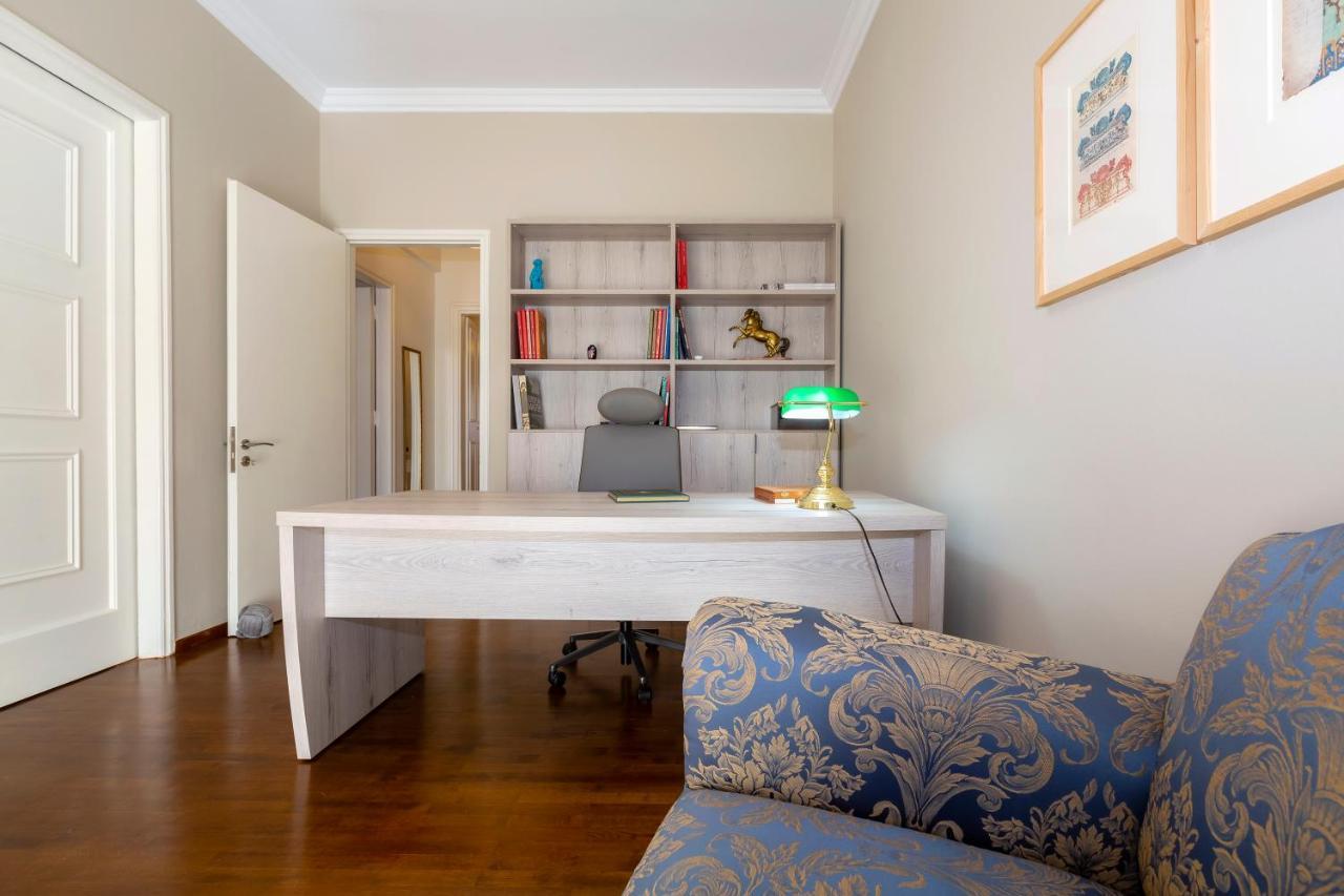 Le Boulevard Corfu  Ngoại thất bức ảnh