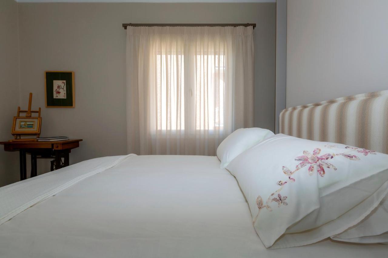 Le Boulevard Corfu  Ngoại thất bức ảnh